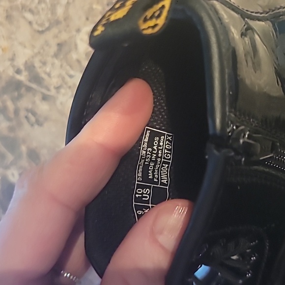 Dr. Martens Kids 1460 Patent Leather Boots in Black Kids Size 10 - Picture 7 of 7